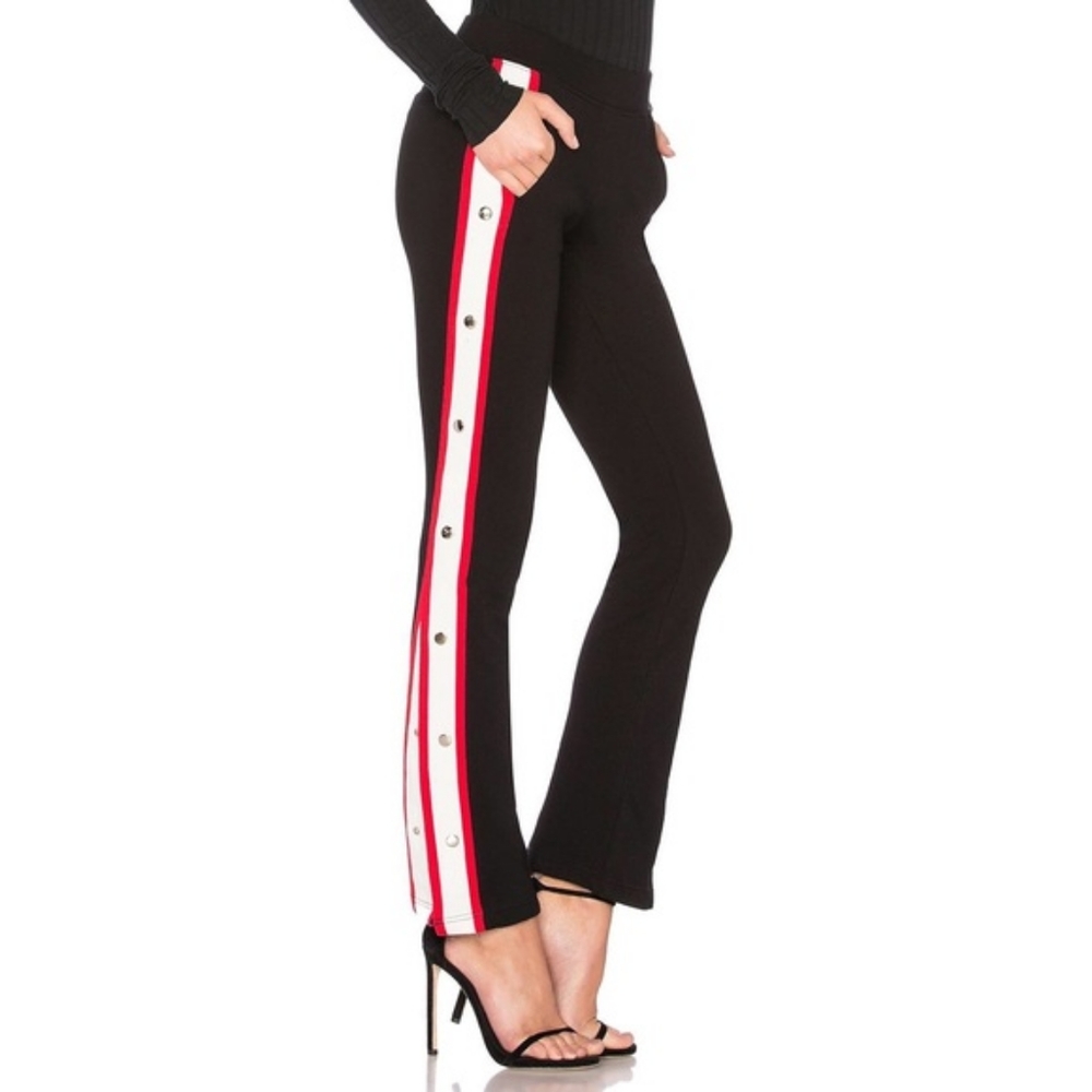 Pam & Gela Snap Up Trackpant size S